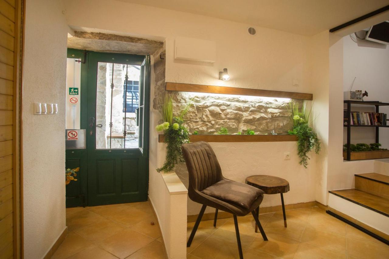 Apartment Natalia Old Town Split Exterior photo