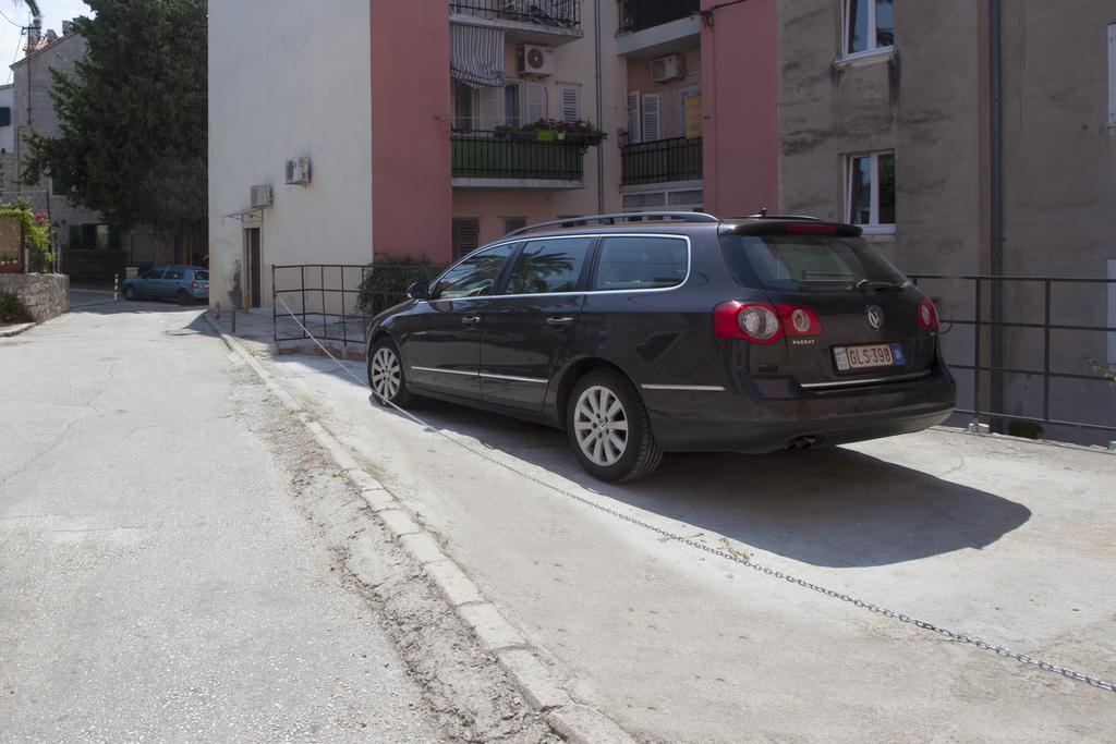Apartment Natalia Old Town Split Exterior photo