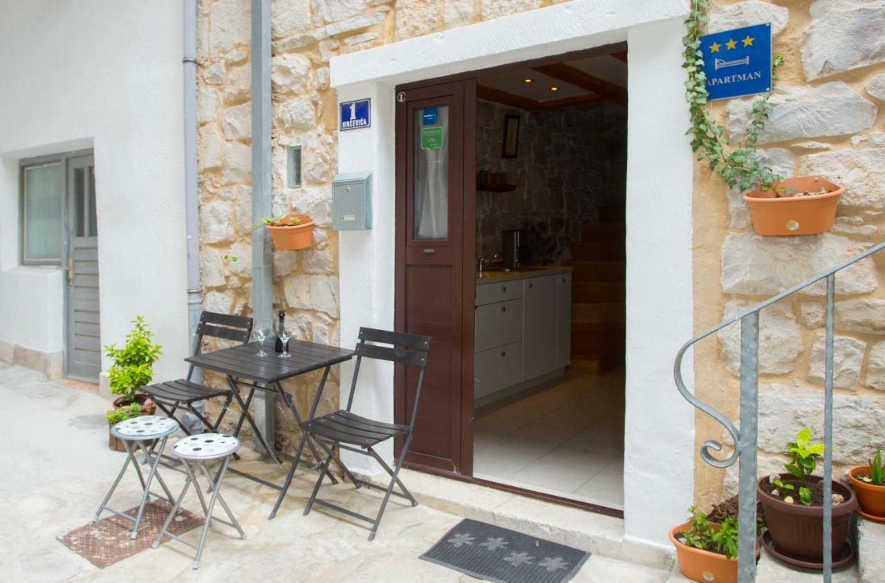 Apartment Natalia Old Town Split Exterior photo
